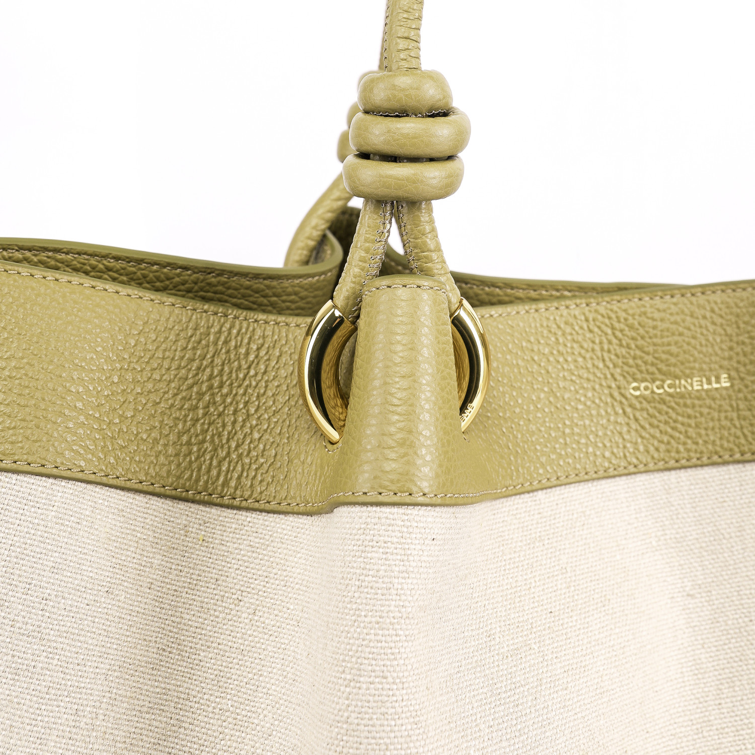 Сумка Coccinelle Finn Canvas L